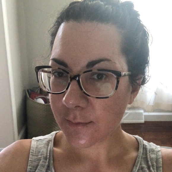 Meet your Posher, Kerri - Picture 1 of 1